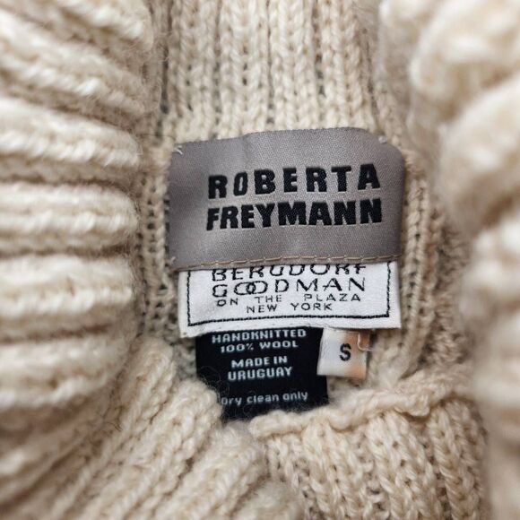 Roberta Freymann Chunky Cable Knit Wool Turtleneck - Picture 6 of 6